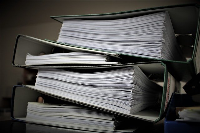 Перевірка імміграційних документів адвокатом